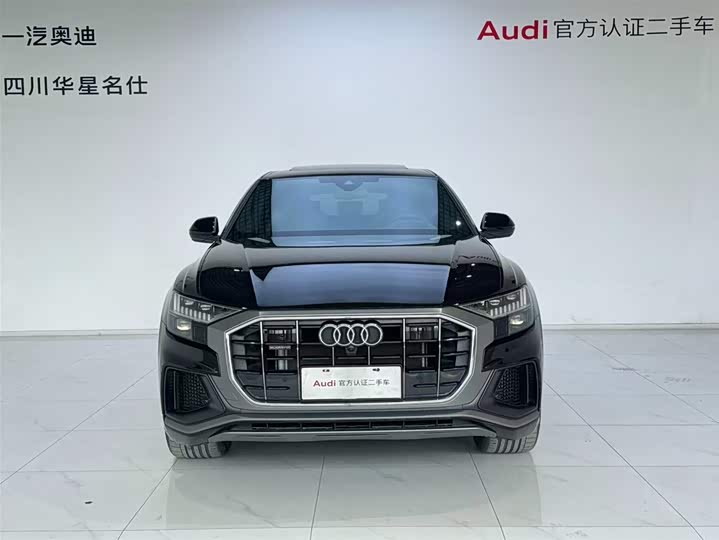 Фото 3 - Audi Q8