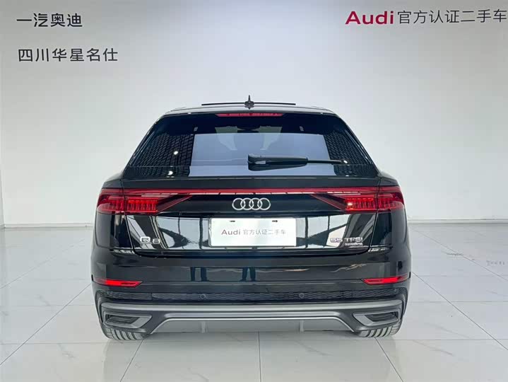 Фото 6 - Audi Q8