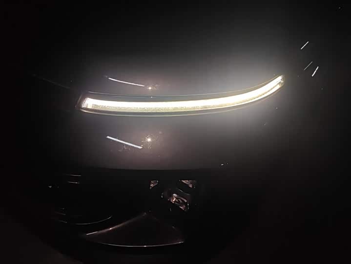 Фото 5 - Geely Icon