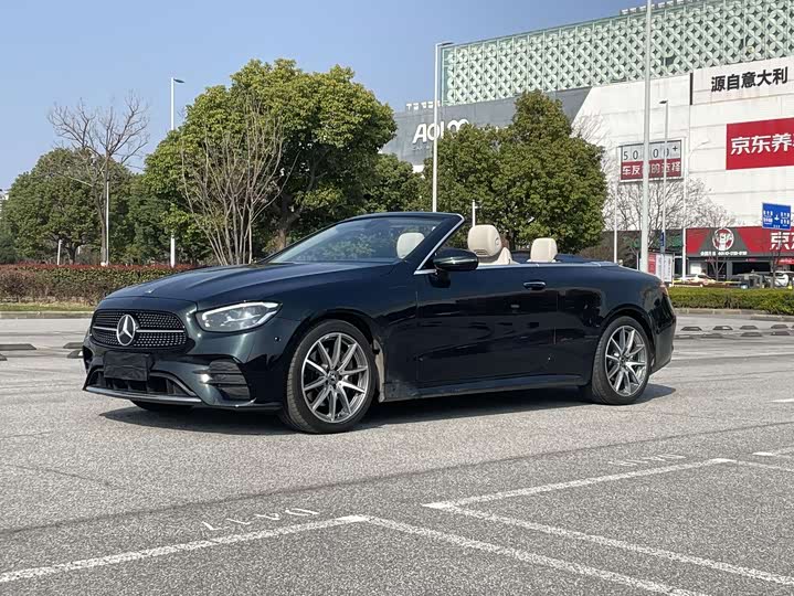 Фото 1 - Mercedes-Benz E-Class