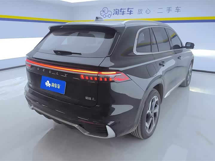 Фото 3 - Geely Monjaro