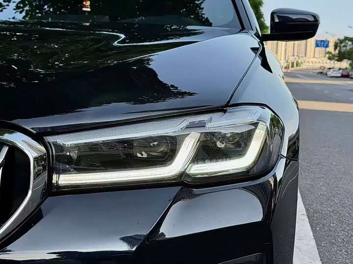 Фото 5 - BMW 5 Series