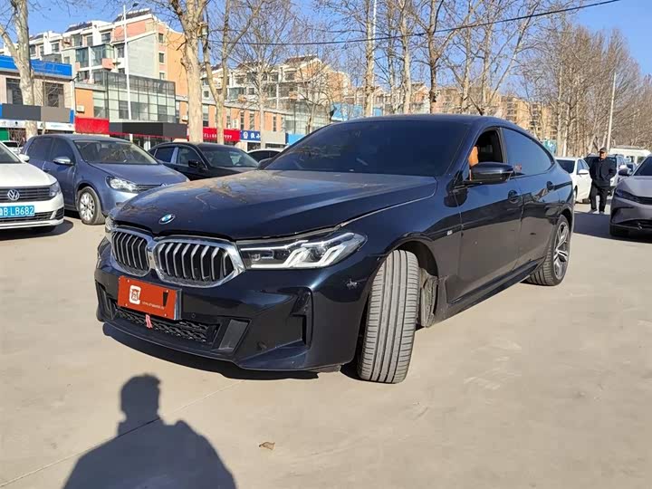 Photo 1 - BMW 6 Series GT