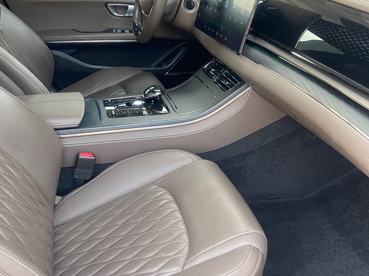 Фото 7 - BYD Han