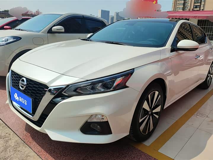 Фото 1 - Nissan Teana