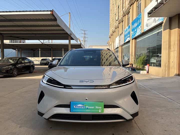 Фото 2 - BYD Sea Lion 05 EV