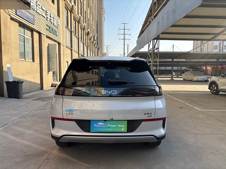 Фото 6 - BYD Sea Lion 05 EV