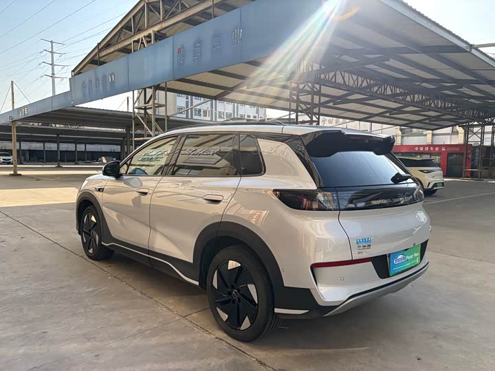 Фото 7 - BYD Sea Lion 05 EV