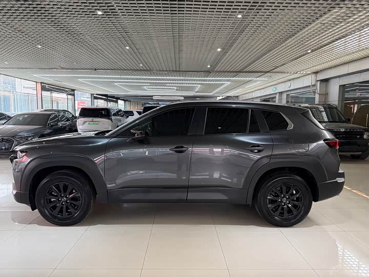 Photo 6 - Mazda CX-50