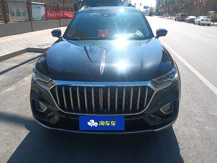 Фото 2 - Hongqi HS5