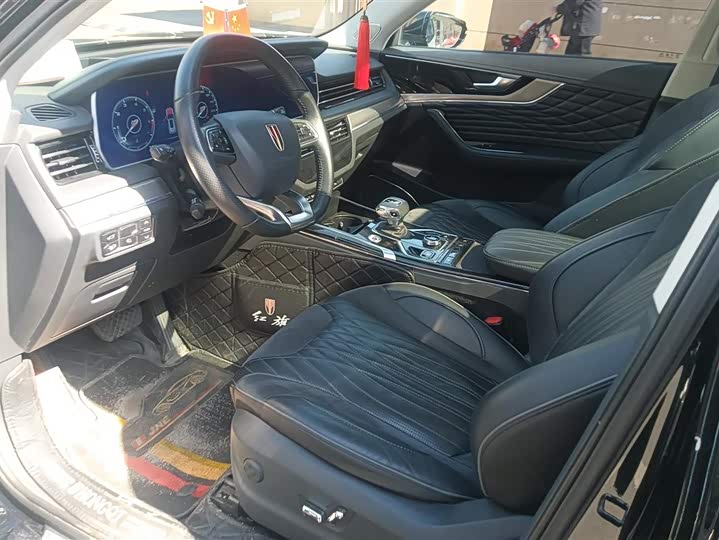 Фото 9 - Hongqi HS5