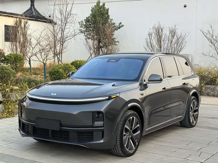 Фото 1 - LiXiang L9