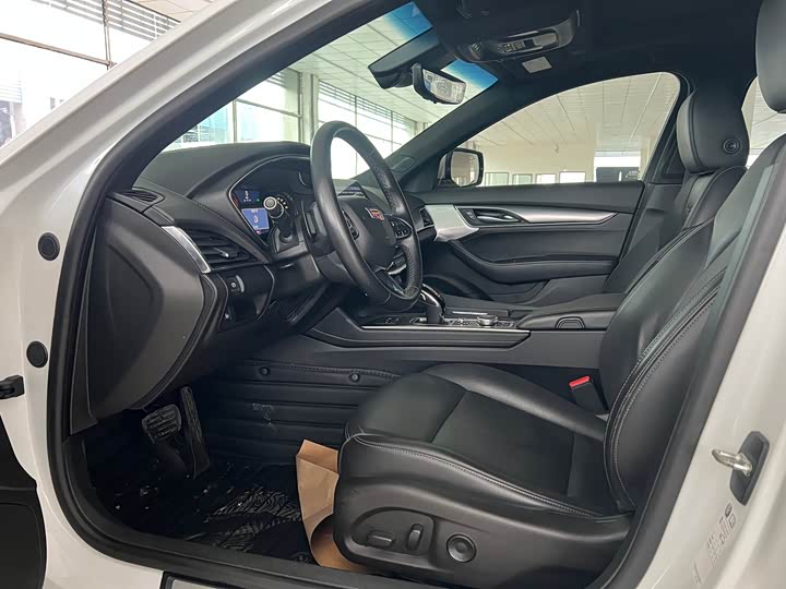 Photo 4 - Cadillac CT5