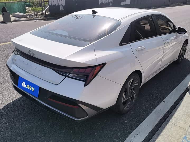 Фото 3 - Hyundai Elantra N line