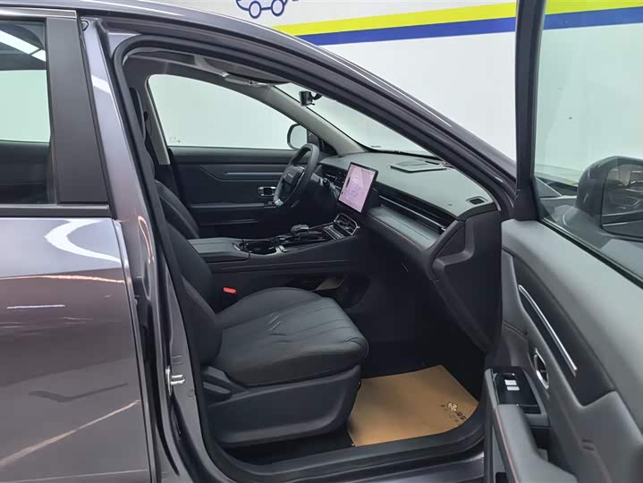 Photo 8 - Jetour Dashing