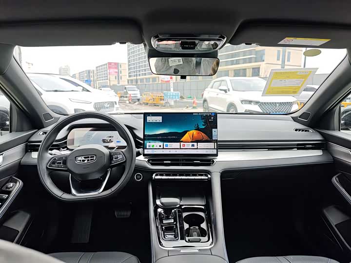 Фото 9 - Geely Preface