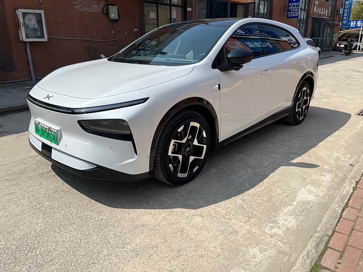 Фото 1 - XPeng G7