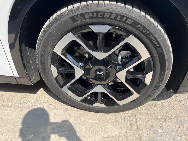 Фото 4 - XPeng G7