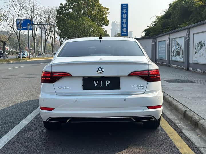 Фото 7 - Volkswagen Sagitar L