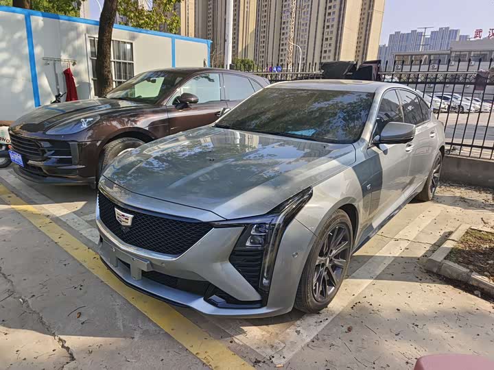 Фото 1 - Cadillac CT5