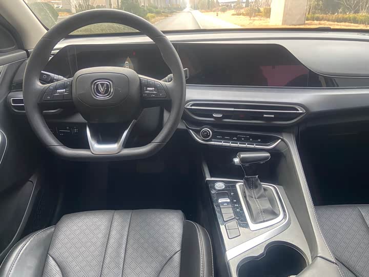 Фото 9 - Changan Eado Plus