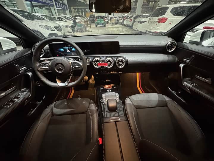 Фото 6 - Mercedes-Benz A-Class