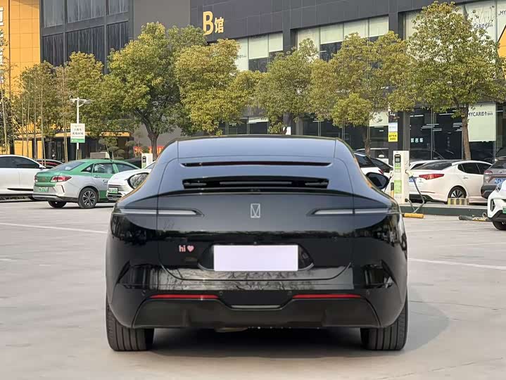 Фото 8 - Avatr 12