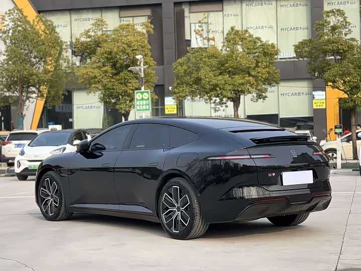 Фото 9 - Avatr 12