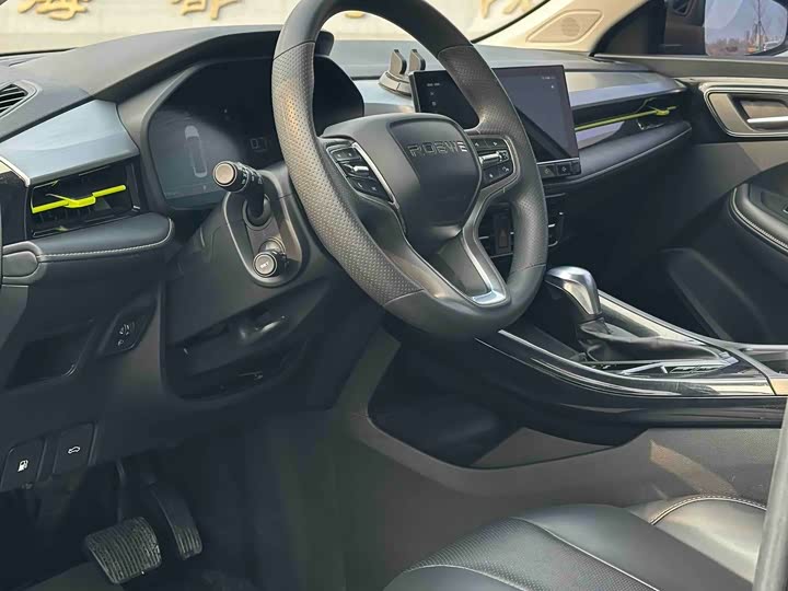 Фото 4 - Roewe i5