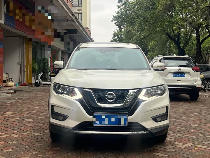 Фото 3 - Nissan X-Trail