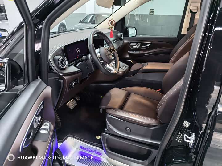 Фото 2 - Mercedes-Benz V-Class