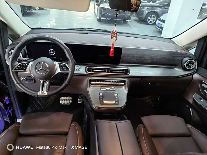Фото 5 - Mercedes-Benz V-Class