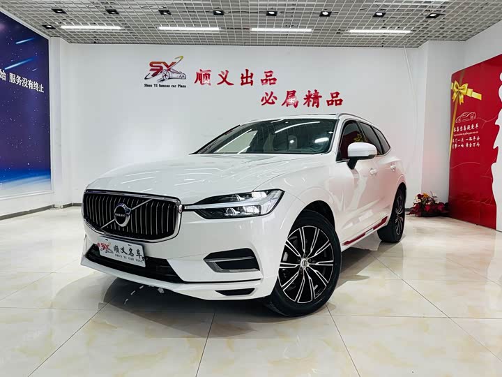 Фото 1 - Volvo XC60