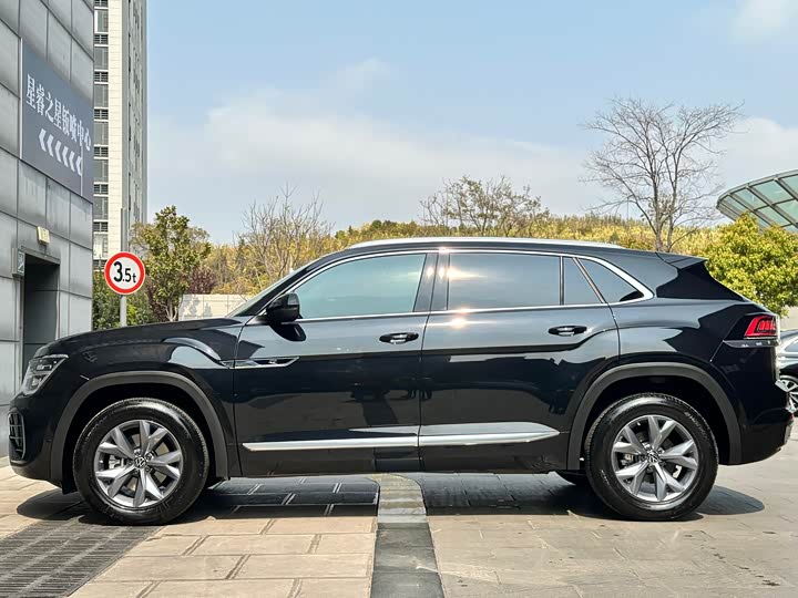 Фото 8 - Volkswagen Teramont X