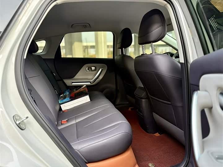 Photo 5 - Leapmotor B01