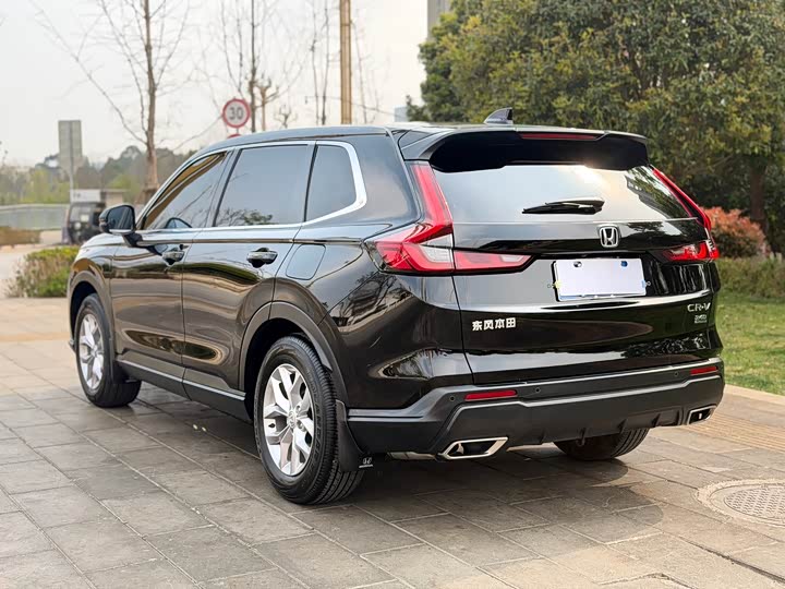 Фото 6 - Honda CR-V