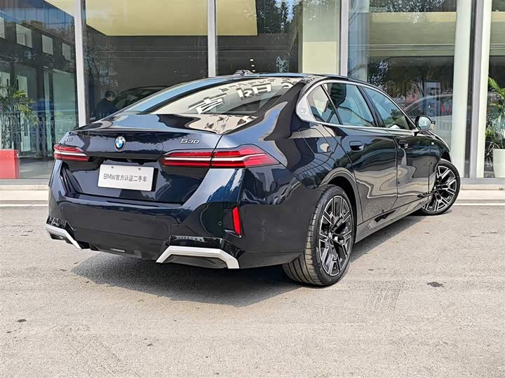 Фото 4 - BMW 5 Series