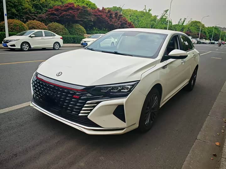 Фото 1 - Dongfeng Aeolus Yixuan Max