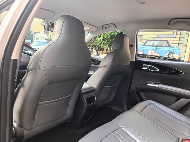 Фото 8 - Geely Galaxy Geome