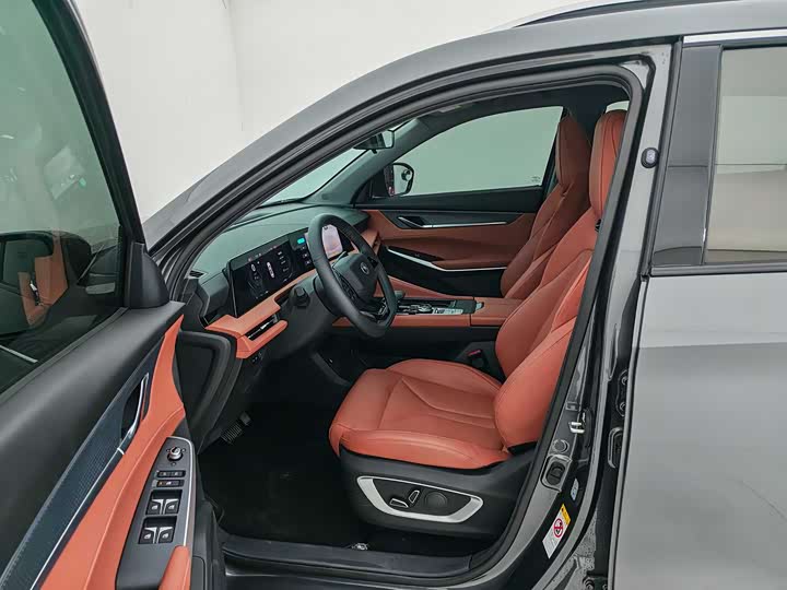 Фото 7 - Changan CS75 Plus