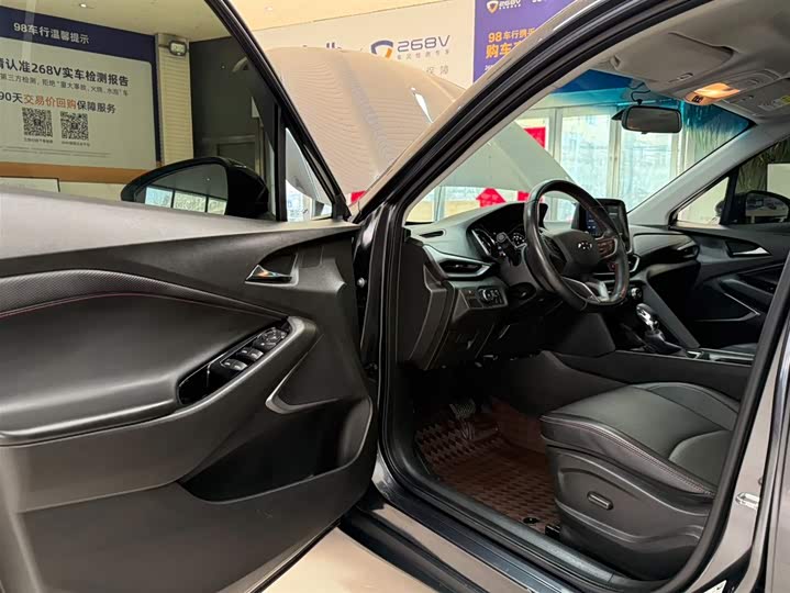 Фото 9 - Chevrolet Orlando