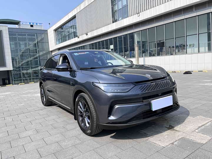 Photo 2 - Leapmotor C11