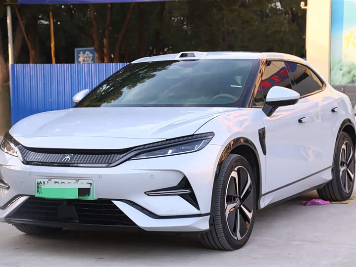 Фото 1 - BYD Song L