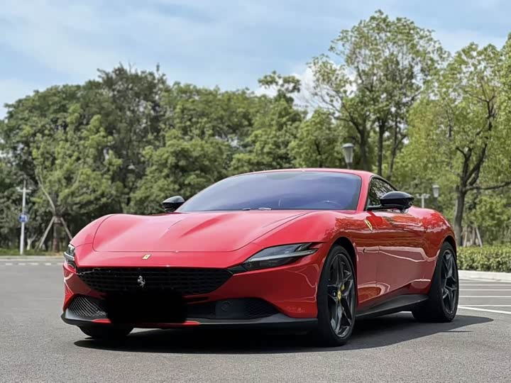 Фото 1 - Ferrari Roma