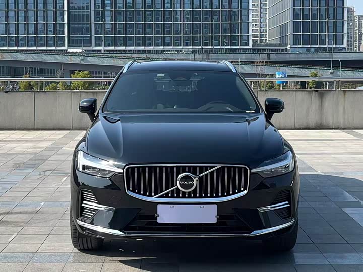 Фото 2 - Volvo XC60