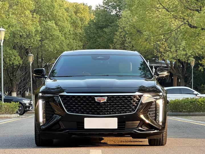 Фото 2 - Cadillac CT6