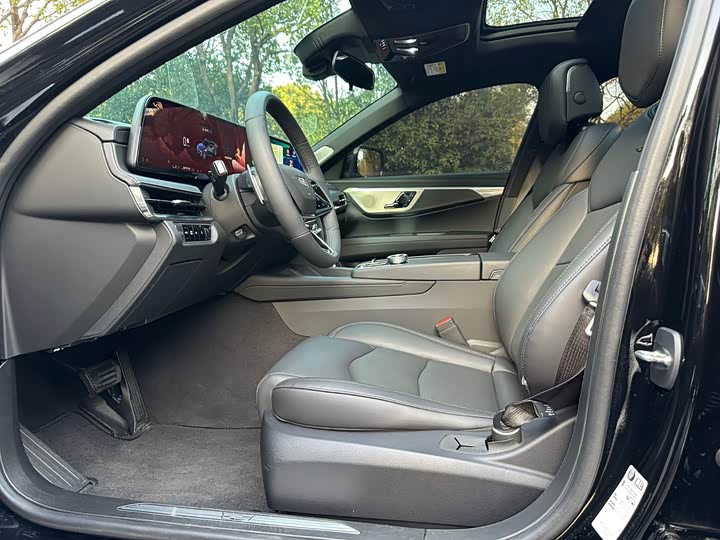 Фото 6 - Cadillac CT6