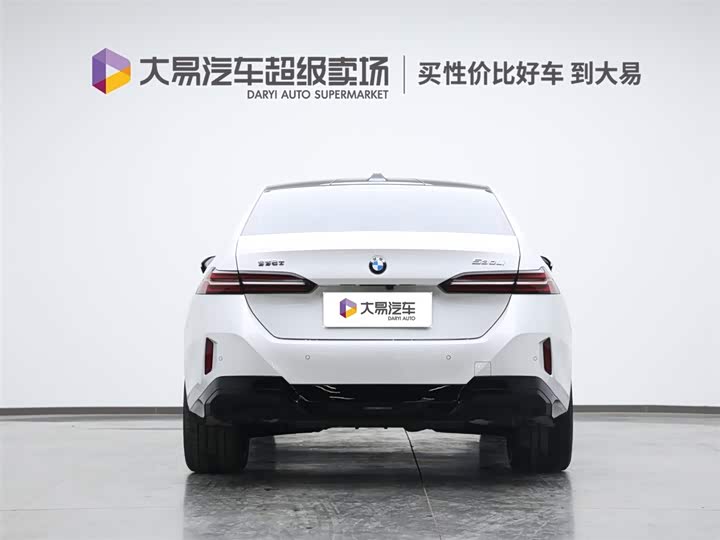 Фото 4 - BMW 5 Series