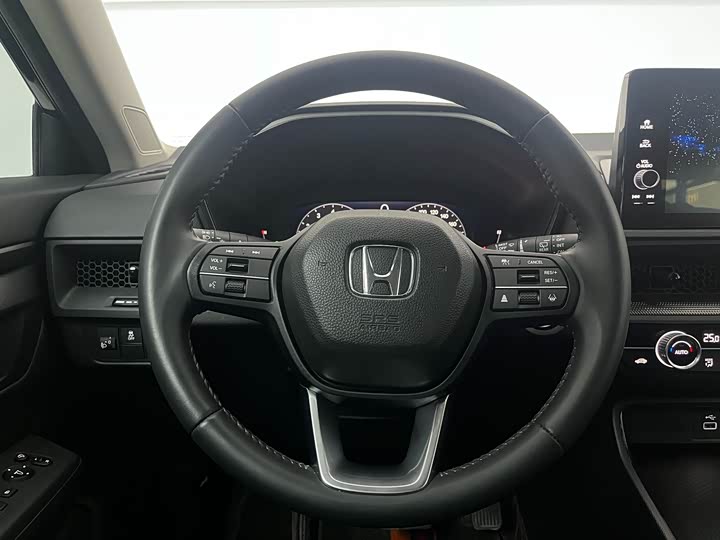 Photo 8 - Honda Breeze