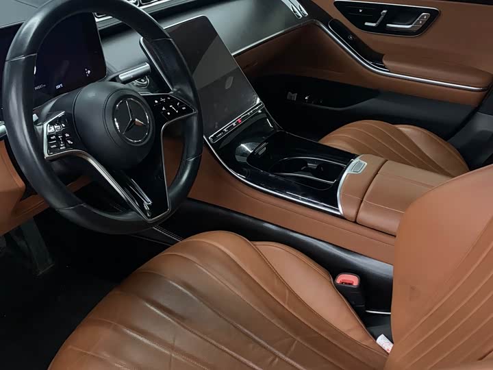 Photo 4 - Mercedes-Benz S-Class